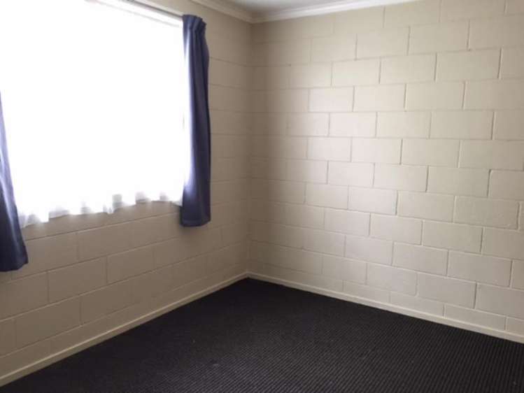 5a Lytton Street Glenholme_2