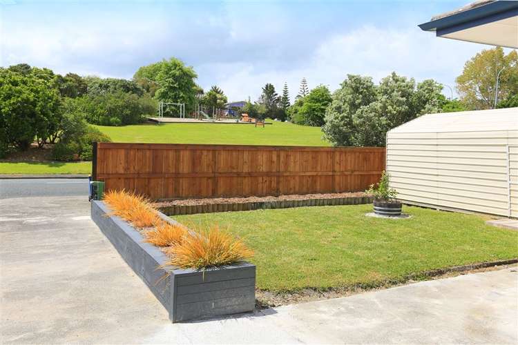 73 Hindmarsh Street Henderson_17