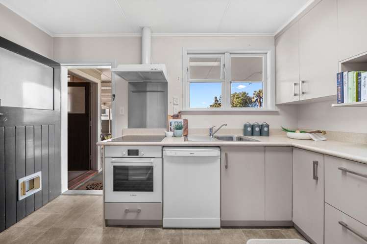 8 Wavell Crescent Lansdowne_2
