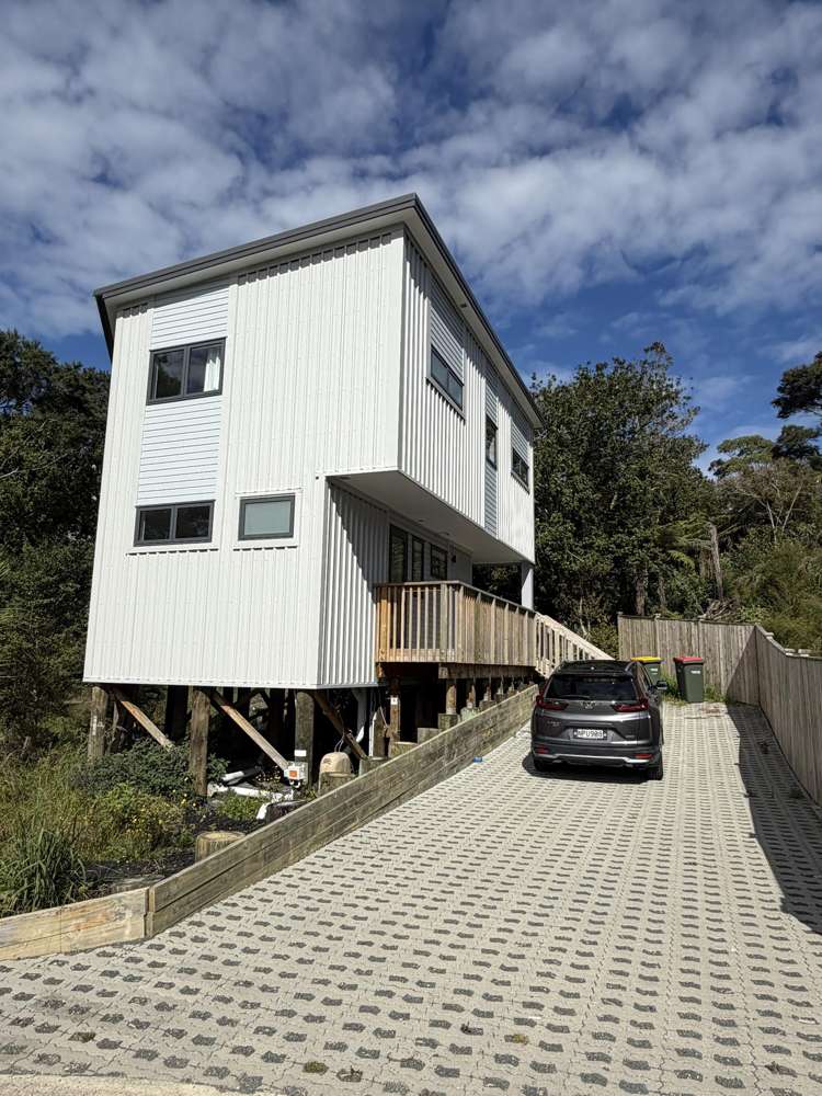 62 Tiri tiri Road Birkdale_0