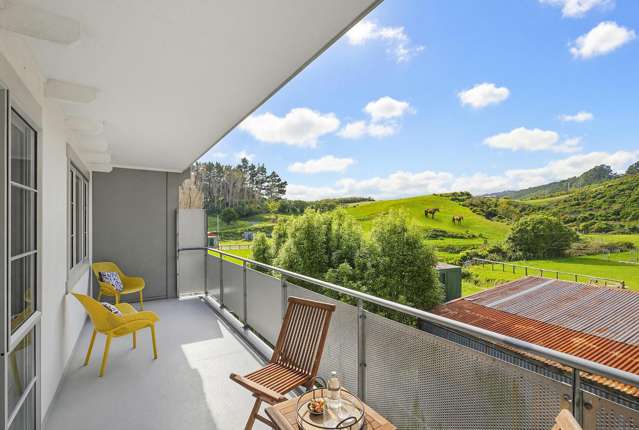 Modern Private Apartment with Peaceful Green Views