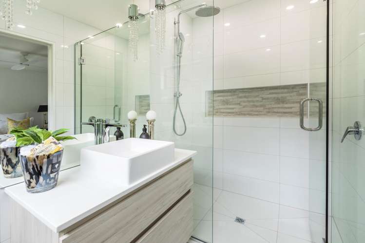 7b Rossall Street Merivale_19