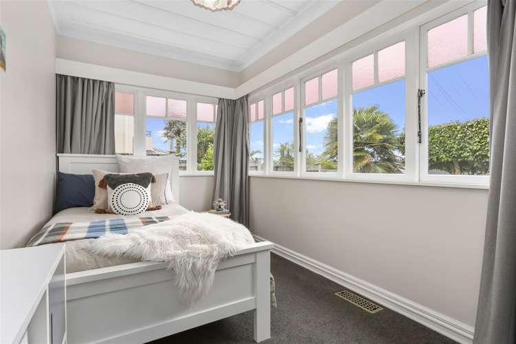 7 Tui Glen Road Birkenhead_12