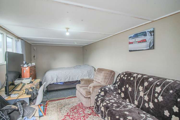 70 Adamson Crescent Glengarry_17