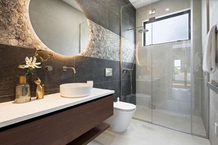 20 Awanui Road Red Beach_14