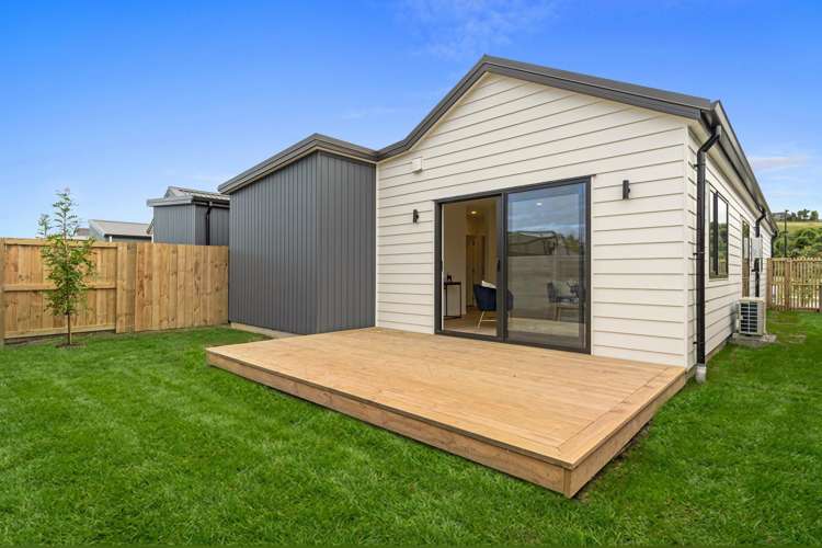 66 Overton Street Rototuna North_14