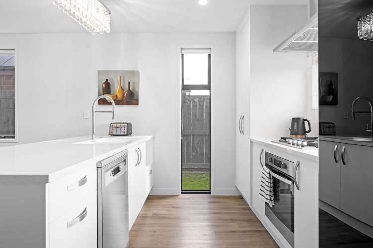 15 Trewern Avenue_1