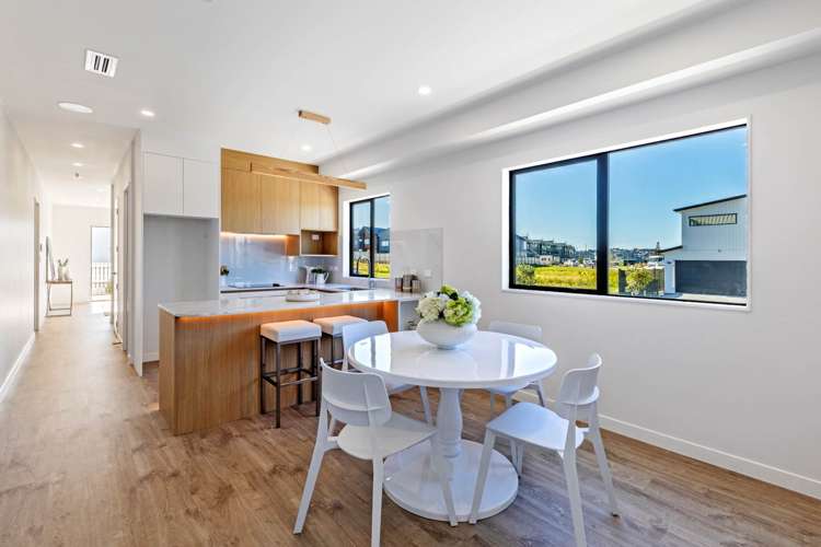 34 Bristol Freighter Road Hobsonville_2