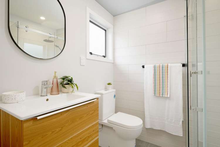 3/176 Henderson Valley Road Henderson_17