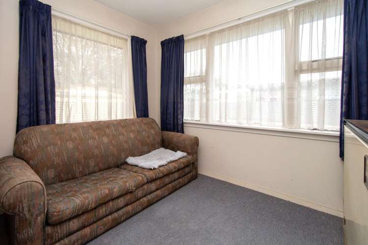 8 Carters Road Aranui_8