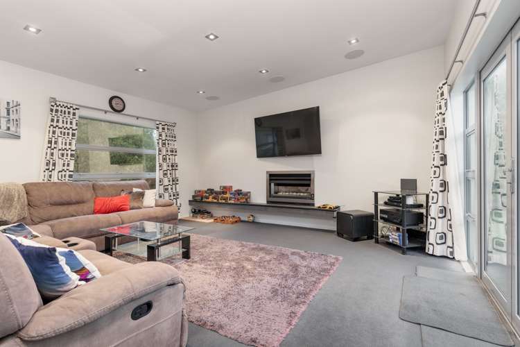 1 Longspur Avenue Wigram_9