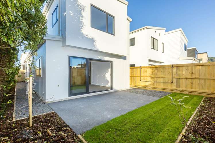 Lot Lot 5/745-747 Fergusson Drive_0
