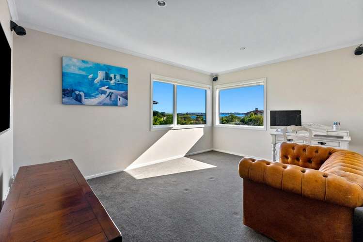 10 Portofino Point Karaka_17