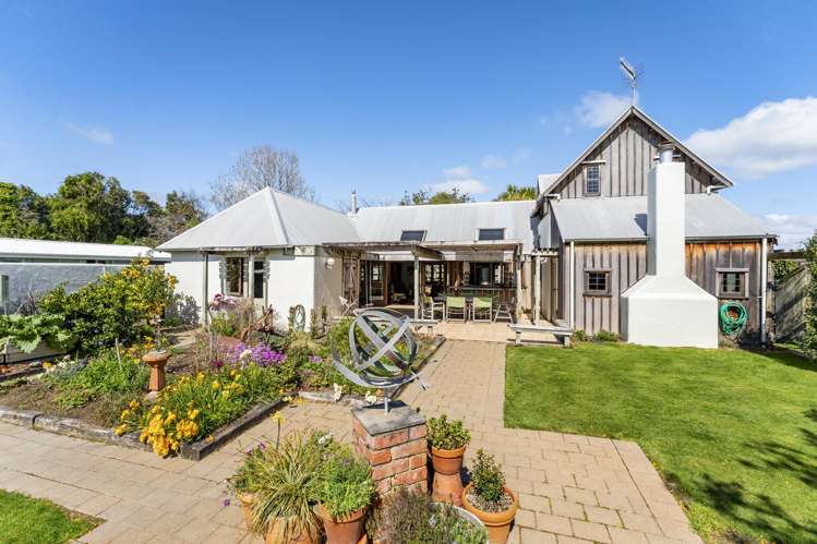 221 Mill Road Otaki_18