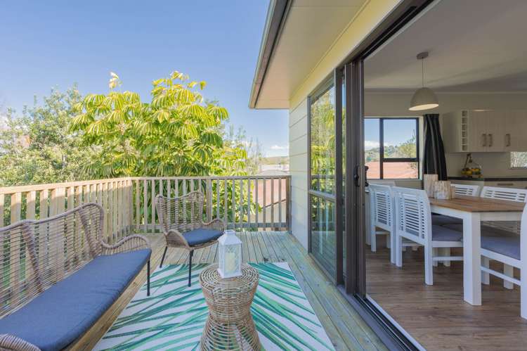 28 Warwick Crescent Taradale_13