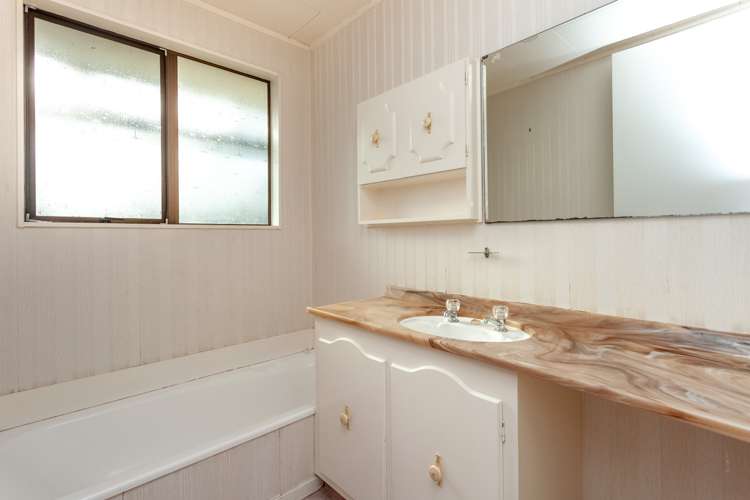 3 Barker Street Waihou_23