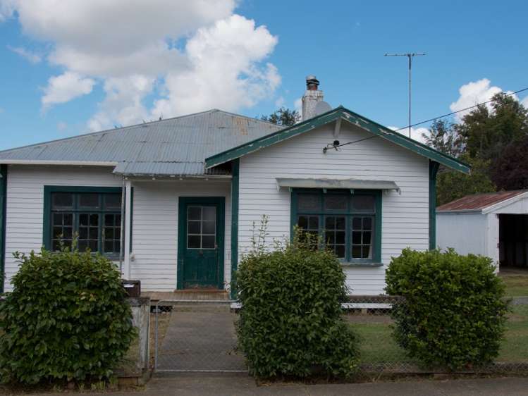 59 Moa Street Taihape and Surrounds_18