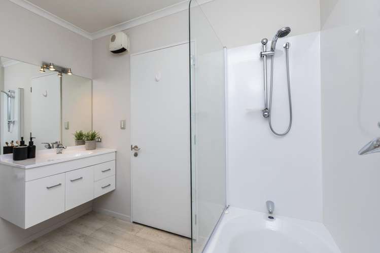 14 Venerable Terrace Yaldhurst_12