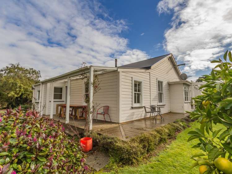 288 Cornwall Road Carterton_12