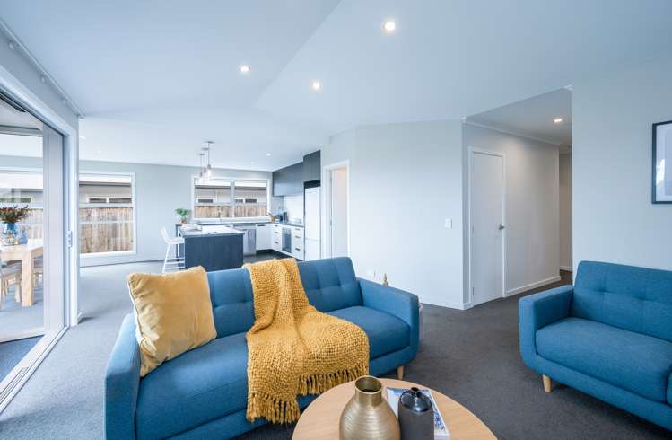 1 Concordia Drive Richmond_10