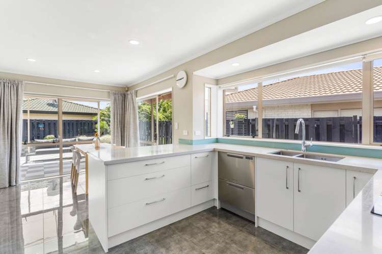 2/1 Travers Place Northpark_9