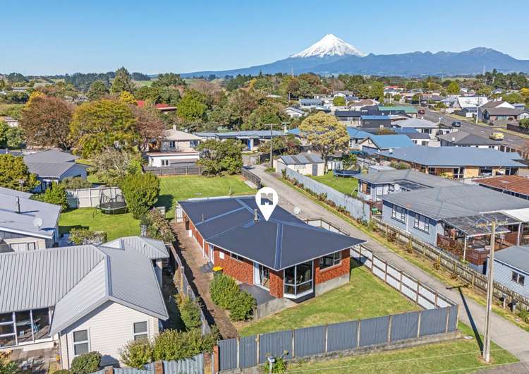 12 Saxton Road_0