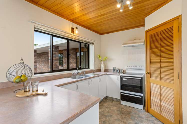 22 Petrel Place Massey_2