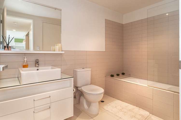 1205/30 Beach Road Auckland Central_8