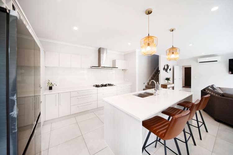 41 Andalusian Way Karaka_37