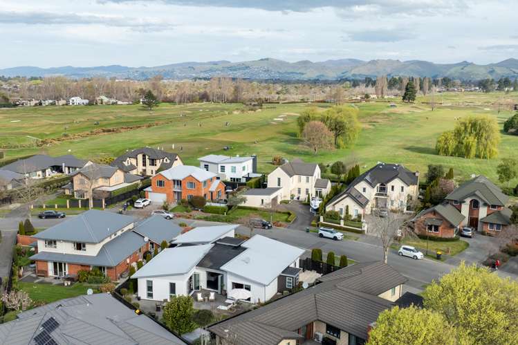 35 Birkdale Drive Shirley_32