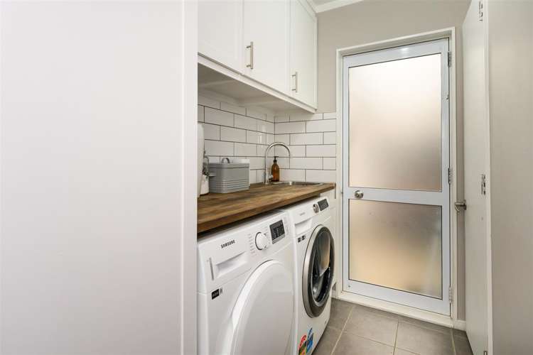 52 Hendersons Line Marton_18