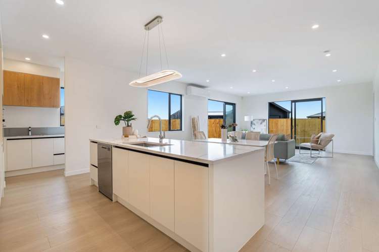 18 Taurangawaka Road One Tree Point_5