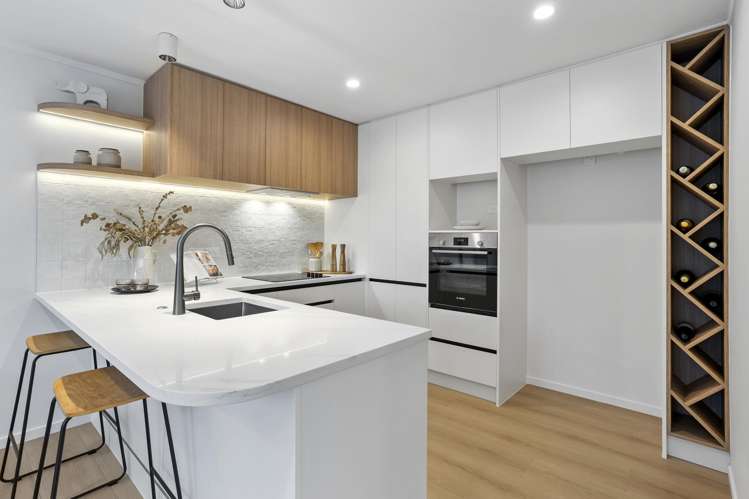 4/32A Tawera Road_4