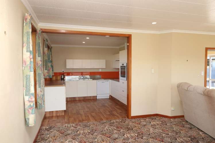 17 Walshs Road Allenton_4