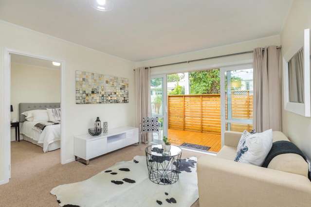 1/62 Woodside Road Mount Eden_4