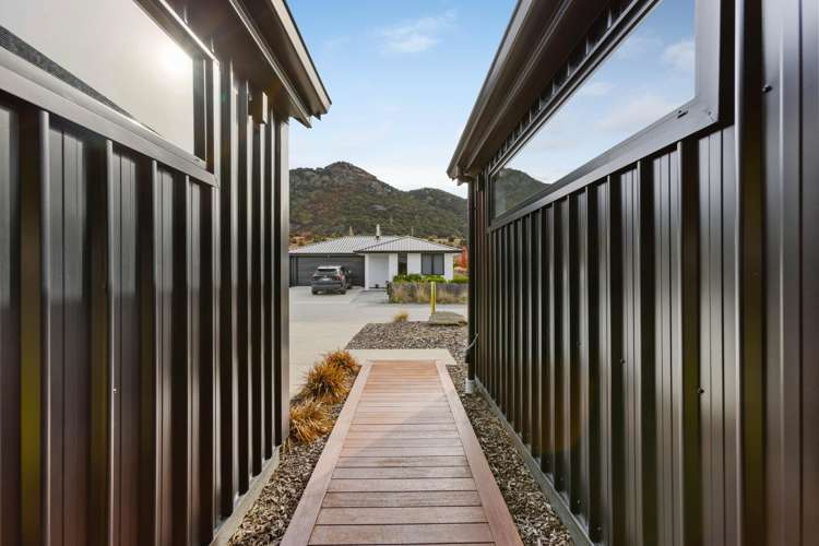 21 Warbler Lane Albert Town_27
