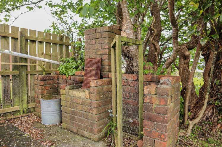 38 Firth Street Cobden_32