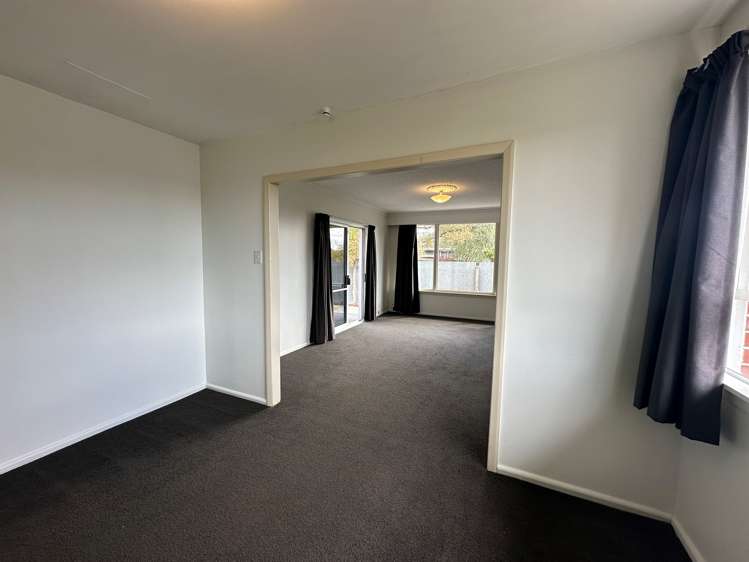 178 Shortland Street Aranui_9