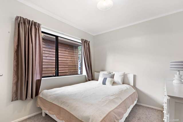 2/50 Channing Crescent Botany Downs_4