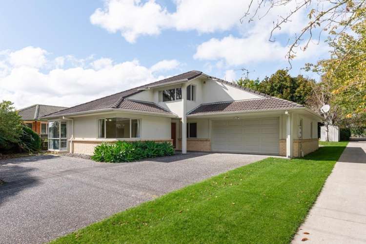 25 Dixon Road_0