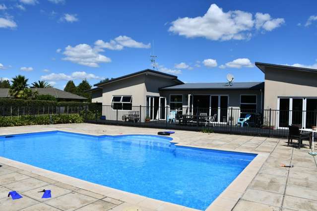 4/25 Lowe Road 11384_1