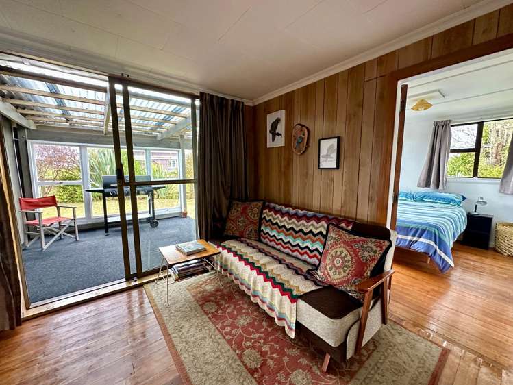 2 Hunter Street Karamea_20