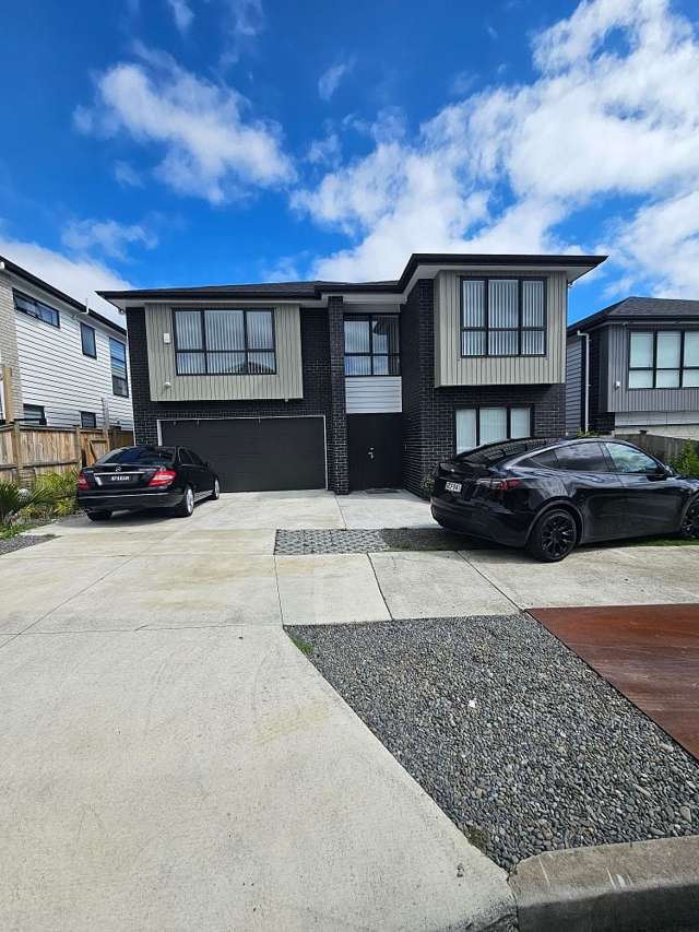 Ensuite available in Flatbush