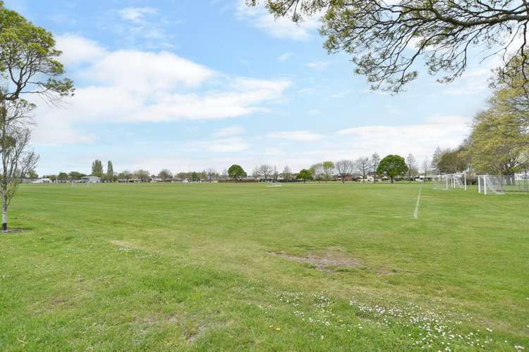 21 Malaga Crescent Harewood_27