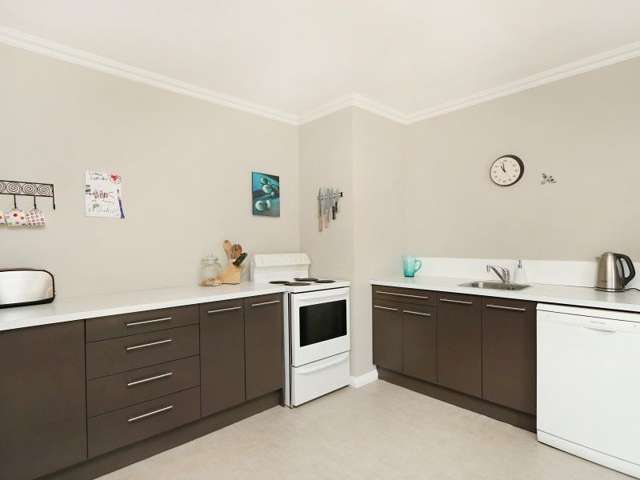 72 Glasgow Terrace Feilding_3