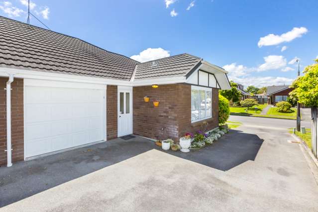 4a Comeskey Grove Elderslea_1