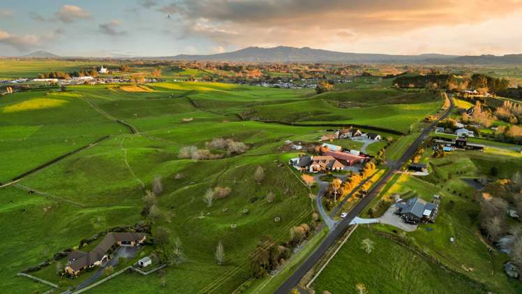 143 Wallace Road Temple View_41