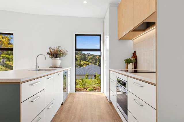 8 Golden Elm Rise 10820_2