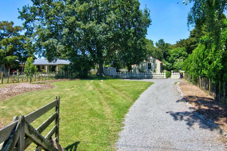 16 Hilton Road Carterton_12