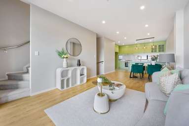 4/701 Hillsborough Road_2